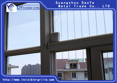 Okno bezpieczeństwa dla dzieci Niewidoczna kratka o grubości 3 mm z solidnymi aluminiowymi ramami