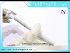 AL 1,5 mm ze śrubami GI z niebieską podwójną podkładką Niewidoczny aluminiowy tor szynowy