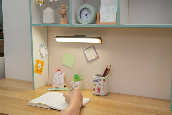 Sensor dotykowy Lampa magnetyczna do naładowania Studia sypialnia Miasto Shantou Chaoyang Przenośne oświetlenie trwałe