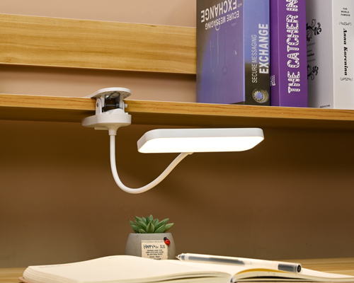5 Wattów Nowoczesna Lampa Lampa biurowa z regulowanym ramieniem Certyfikacja FCC 5W Moc Łóżkowe lampy stołowe