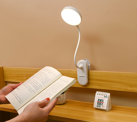 Lampa stołowa do sypialni z trzema poziomami jasności dla przytulnej atmosfery