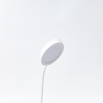Lampa LED do sypialni z trójpoziomową regulacją jasności i 5 watami