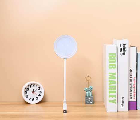 3500-6500K Kolorowa lampa LED do opieki nad oczami USB Ładowalna lampa stołowa z wielostronnym ustawieniem