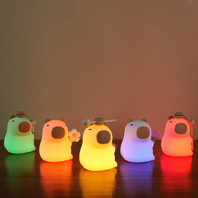 Nowoczesny design silikonowa lampa nocna Capybara przenośna USB ładowalna LED Źródło światła dotykowe sterowanie lampa zwierzęca do sypialni