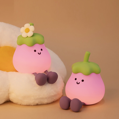 Fabryka Sprzedaż hurtowa Karykatura Miękki silikon LED Nocne światła Cute Małe Aubergine Łóżkowe lampy Przenośne USB Ładowalne Nocne światła sypialni