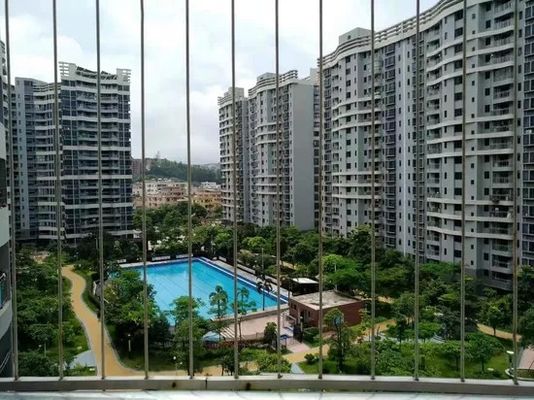 Bezpieczeństwo dla zwierząt domowych z niewidzialną siatką z 5 cm przewodem do ochrony balkonów i okien