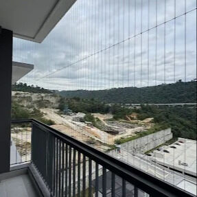 Balkon Niewidzialna siatka przezroczyste rozwiązanie bezpieczeństwa sieciowego łączące trwałość i atrakcyjność estetyczną nowoczesnych budynków