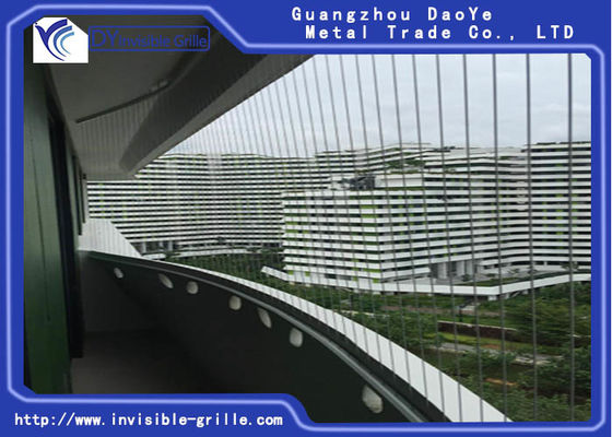 Konstrukcja przeciwrdzewna Balkon z góry na dół Niewidoczne kratki
